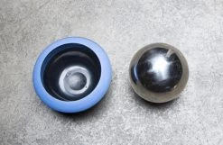 Stinger Cold Roller Massage Ball -Fitness Equipment Store a4300b002bcfb71f291dac175d52df94 5d0a74f05aa76 600x391 1