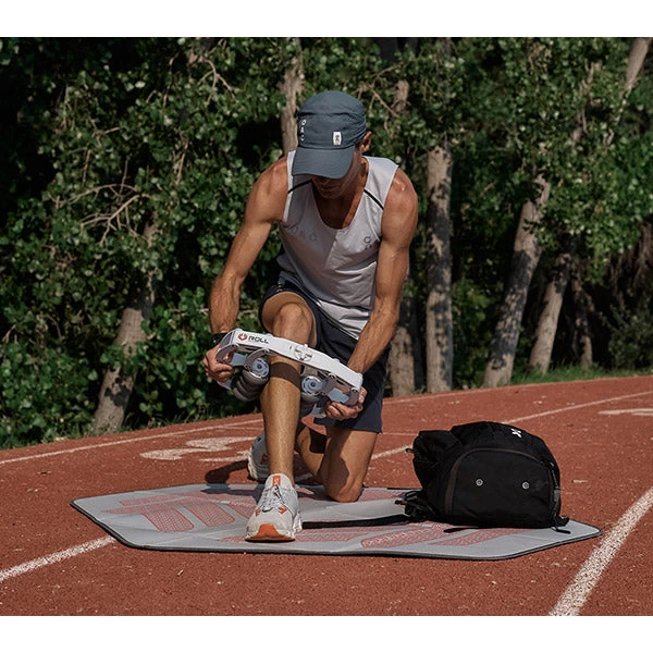 ROLL Recovery R8 Plus Muscle Roller 12 ROLL Recovery R8 Plus Muscle Roller - Image 12