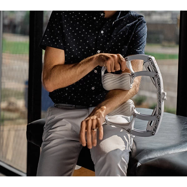 ROLL Recovery R8 Plus Muscle Roller 11 ROLL Recovery R8 Plus Muscle Roller - Image 11